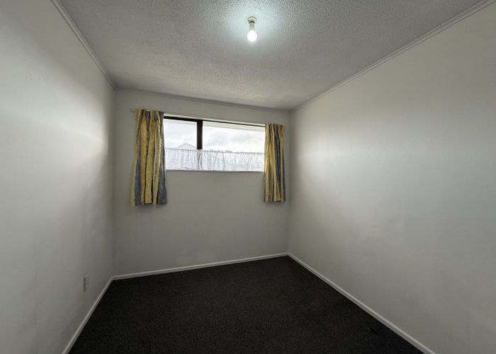  at 10 Somerset Place, Cannons Creek, Porirua, Wellington