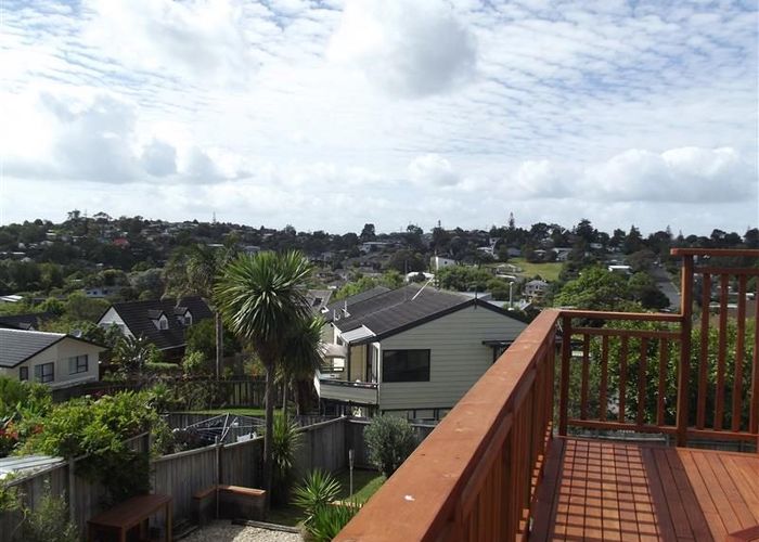  at 145 Weatherly Road, Torbay, North Shore City, Auckland