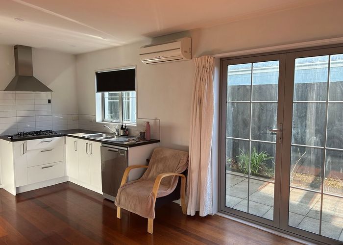  at 57 Springfield Road, St. Albans, Christchurch City, Canterbury