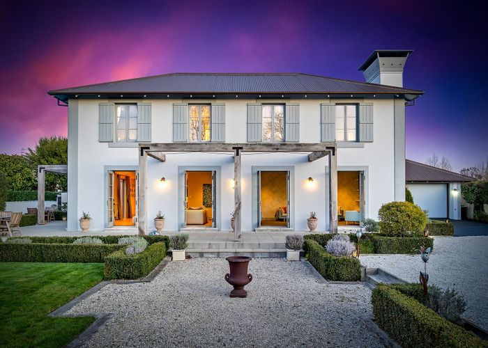 For sale 100 Paparoa Street, Papanui, Christchurch City, Canterbury