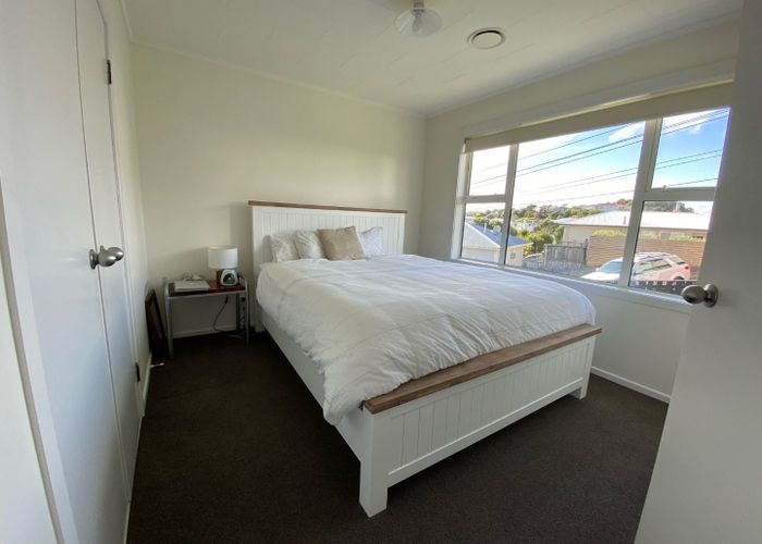  at 32A Kenmore Street, Newlands, Wellington, Wellington