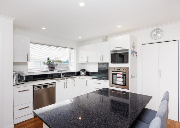  at 28 Raglan Avenue, Cloverlea, Palmerston North