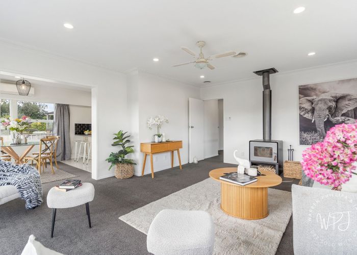  at 32 Royston Street, Rosehill, Papakura, Auckland
