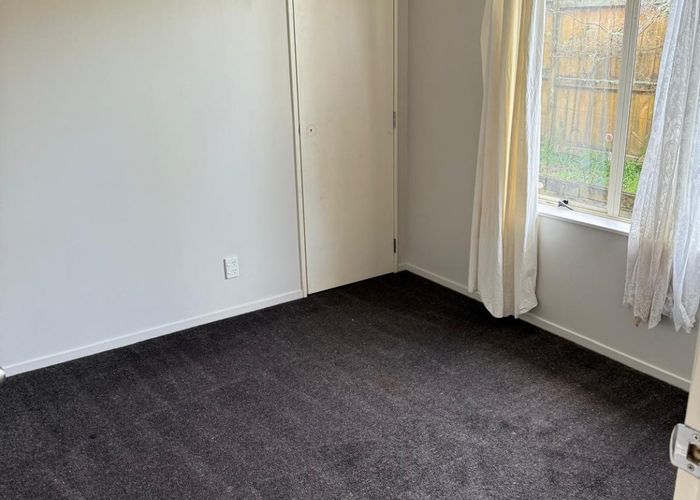  at 62 Sandwick Drive, Weymouth, Manukau City, Auckland