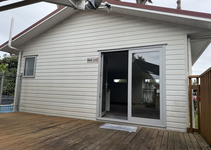  at 2 Garfield Road, Helensville, Rodney, Auckland