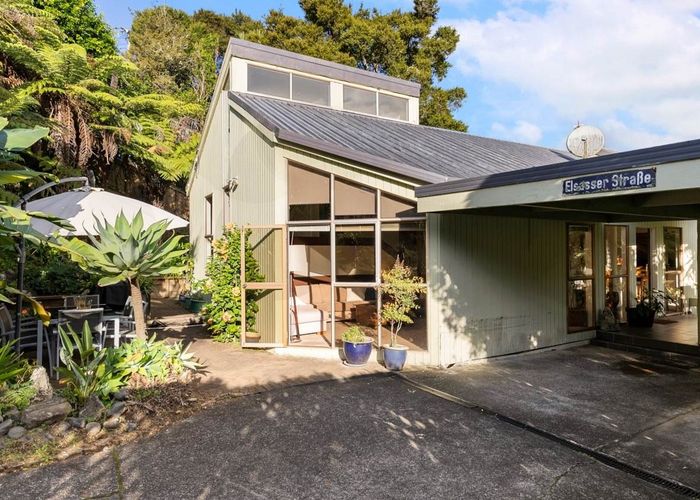  at 24 Wilding Avenue, Northcote Point, Auckland