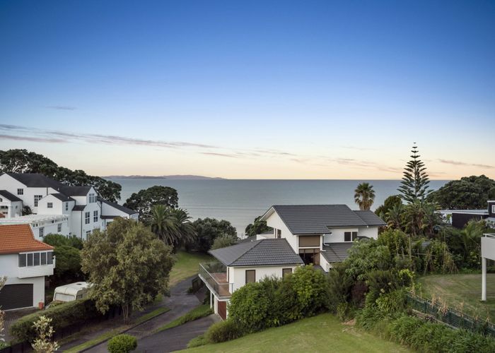 Free property data for 32 Whale Cove, Stanmore Bay, Whangaparaoa