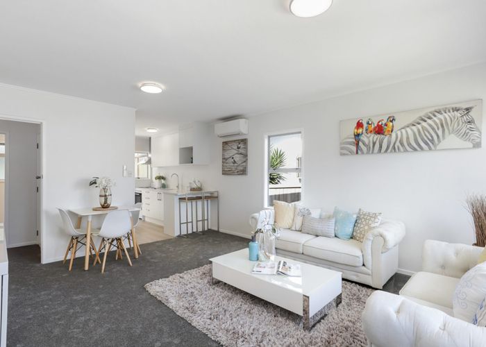  at 3/11a Bayside Avenue, Te Atatu Peninsula, Waitakere City, Auckland
