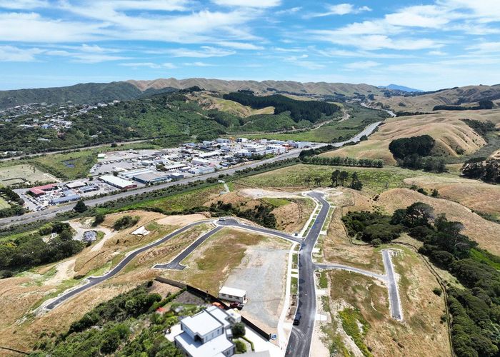  at Plimmerton Heights, Camborne, Porirua, Wellington