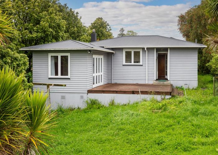  at Glendene, Waitakere City, Auckland