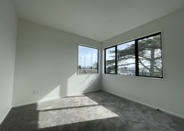  at 10A Erima Avenue, Point England, Auckland City, Auckland