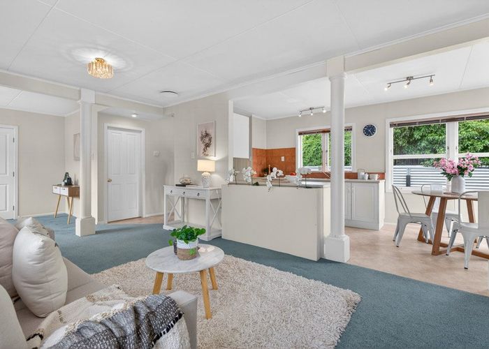  at 37 Mountbatten Grove, Clouston Park, Upper Hutt, Wellington