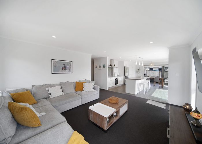  at 3 Muirhill Place, Pokeno