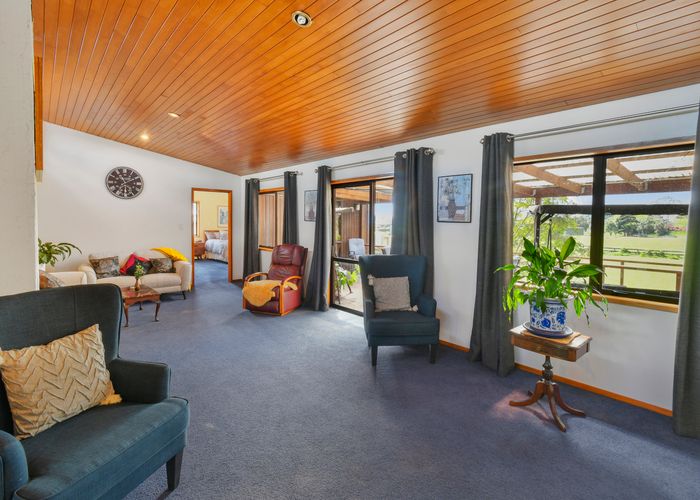  at 302 Batty Road, Karaka, Papakura
