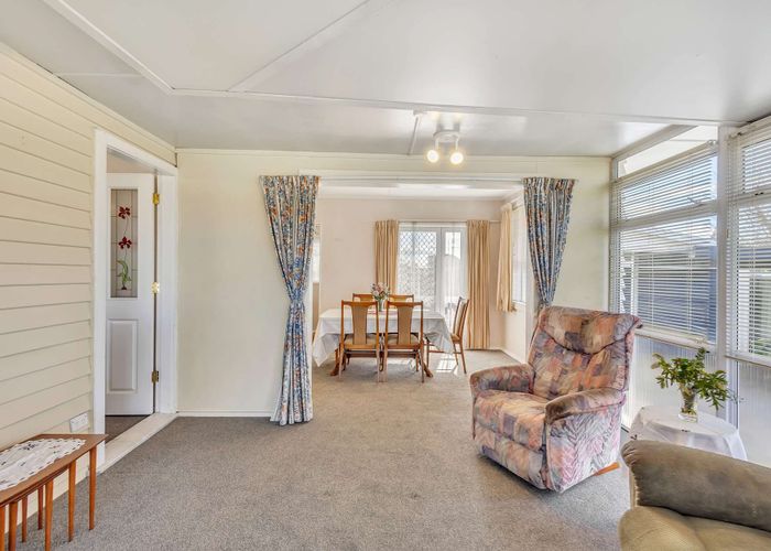  at 200 Galway Place, Mayfair, Hastings, Hawke's Bay