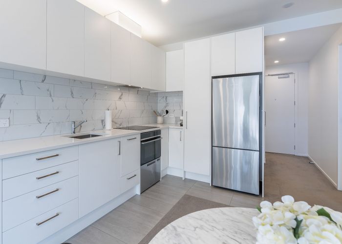  at 106/1C Oakley Avenue, Waterview, Auckland