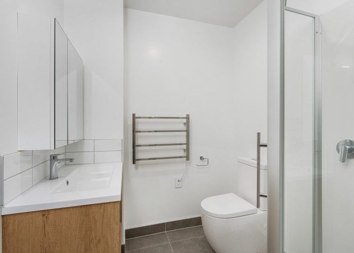  at 31 Falcon Crescent, Hobsonville, Waitakere City, Auckland
