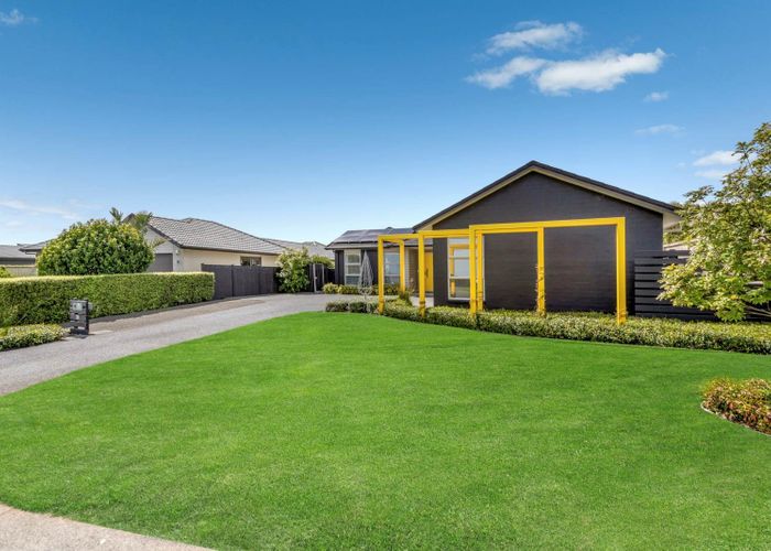  at 24 Lydiard Place, Beachlands, Manukau City, Auckland