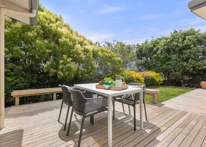  at 10 Beachwood Drive, Hatfields Beach, Orewa