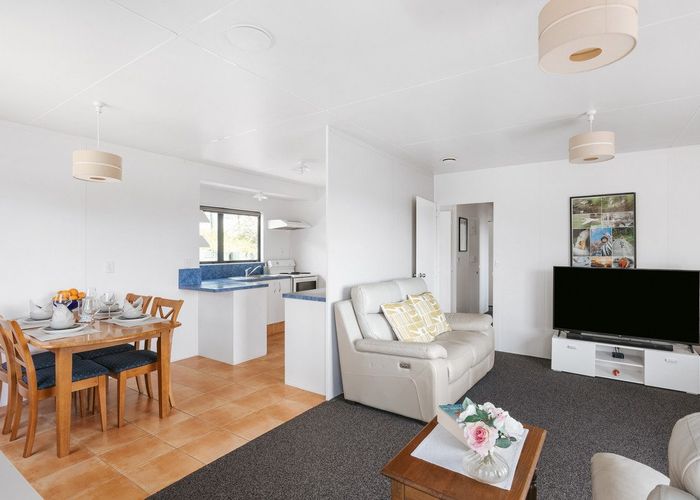  at 6 Poike Road, Hairini, Tauranga