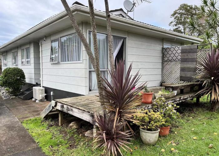  at 6 Tomuri Place, Mount Wellington, Auckland