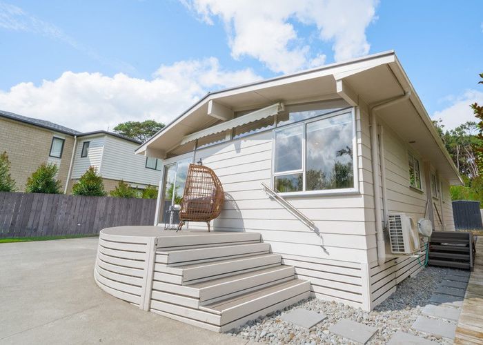  at 33A Allington Road, Massey, Auckland