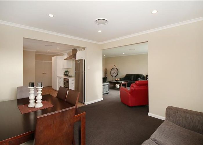  at 15 Centennial Drive, Hokowhitu, Palmerston North, Manawatu / Whanganui