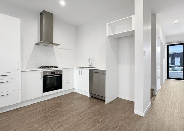  at 82 Tahere Road, Totara Park, Manukau City, Auckland