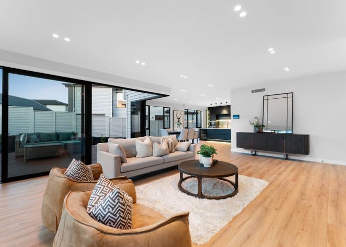  at 153 Te Oneroa Way, Long Bay, North Shore City, Auckland