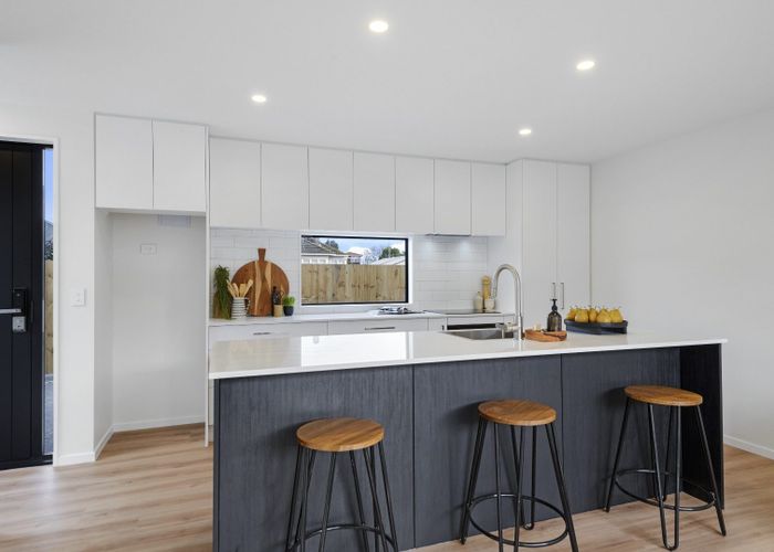  at 2/4 Mountfort Street, Spreydon, Christchurch City, Canterbury