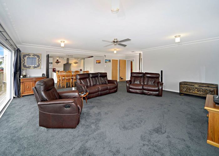  at 9 Khandallah Place, New Windsor, Auckland City, Auckland