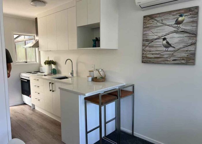  at 3/11A Bayside Avenue, Te Atatu Peninsula, Waitakere City, Auckland