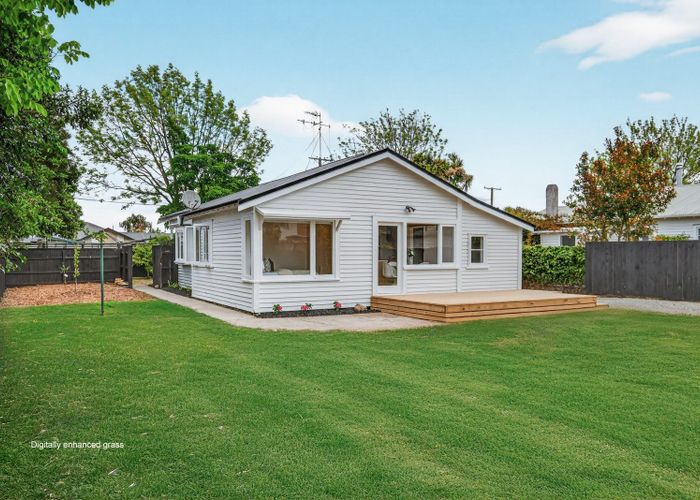  at 9 Marshall Street, Fairfield, Hamilton