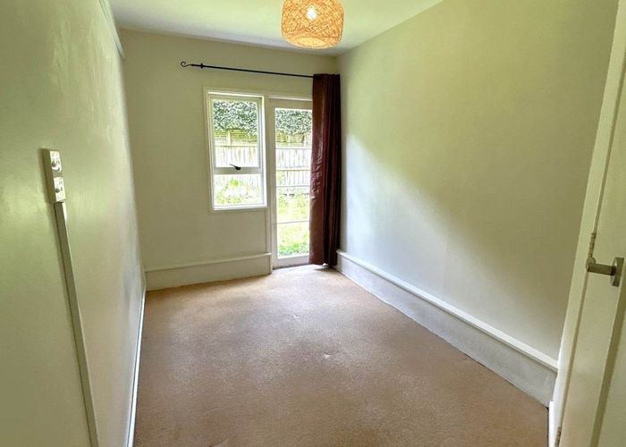  at 4/10 Bellevue Road, Mount Eden, Auckland City, Auckland