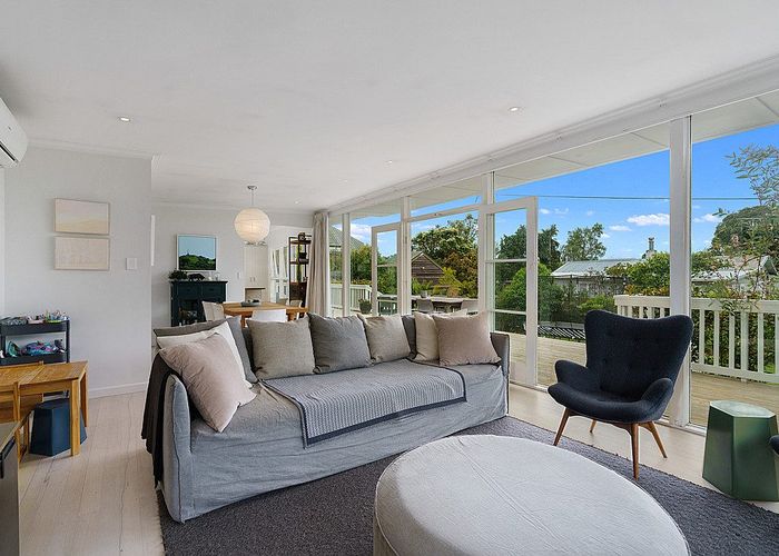 at 9 Wendell Place, Greenlane, Auckland City, Auckland