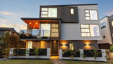  at 4/27 Hastings Road, Mairangi Bay, Auckland