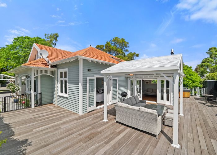  at 21 Locarno Street, Opawa, Christchurch