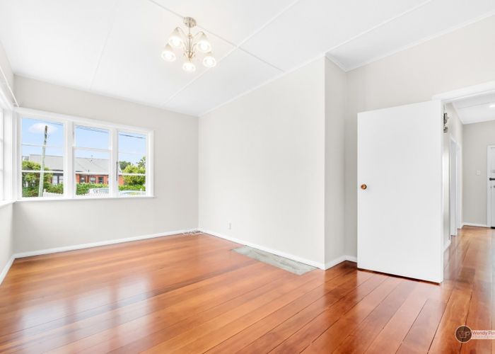  at 10 Rumgay Street, Fairfield, Lower Hutt