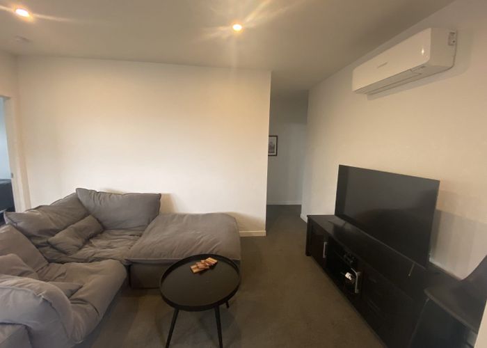  at 2/14 Mitcham Avenue, Forest Lake, Hamilton