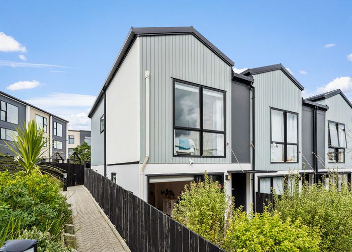  at 21 Hinonga Loop, Millwater, Rodney, Auckland