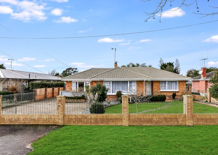  at 740 River Road, Chartwell, Hamilton