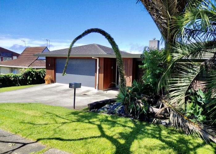  at 101 Glenmore Road, Sunnyhills, Manukau City, Auckland