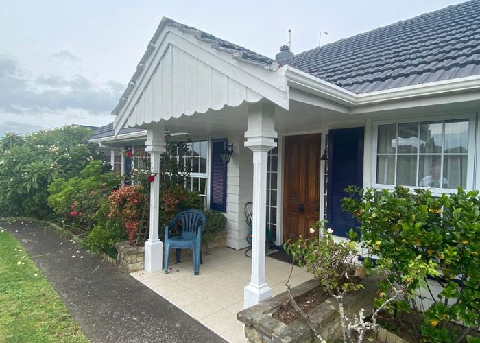  at 3 Meadway, Sunnyhills, Manukau City, Auckland
