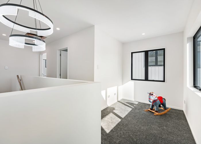  at 4/15 Renata Crescent, Te Atatu Peninsula, Waitakere City, Auckland
