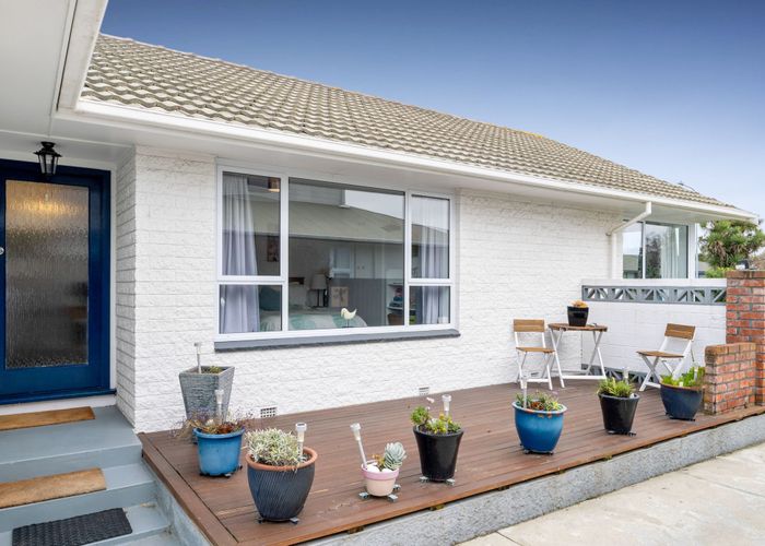  at 42 Waratah Street, Avondale, Christchurch City, Canterbury