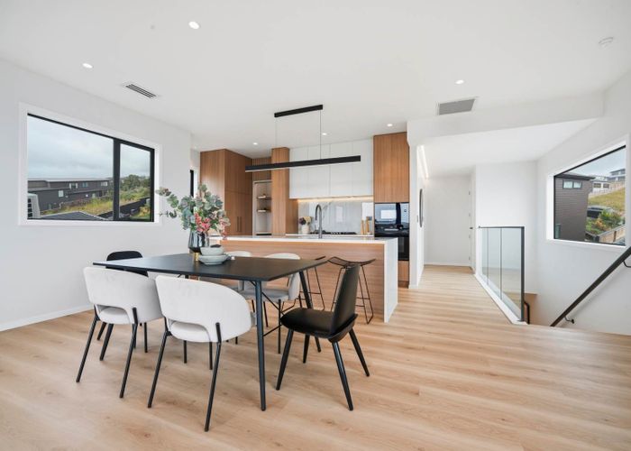  at 3 Makumaku Place, Long Bay, North Shore City, Auckland