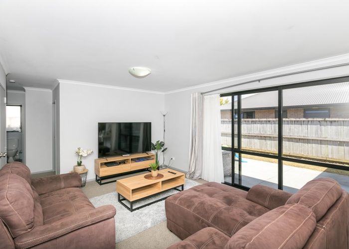  at 12 Ruske Place, Grandview Heights, Hamilton