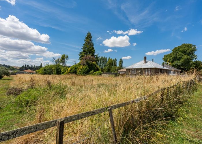  at 124 Totara St (State Highway, 4), MANUNUI