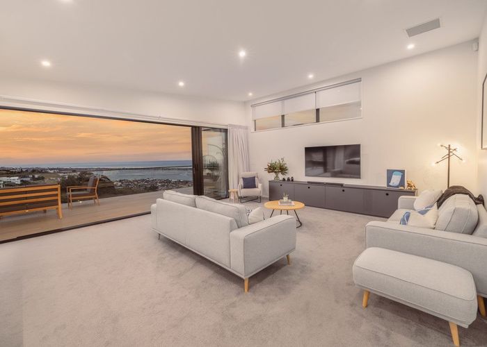  at 7 Francis James Lane, Redcliffs, Christchurch