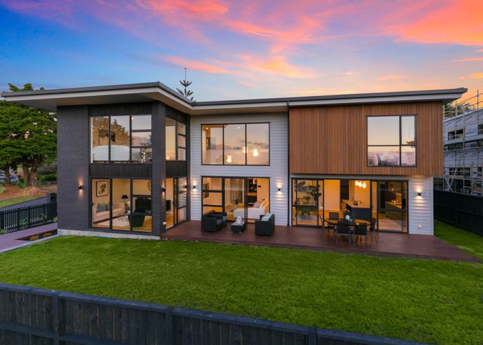  at 1A Wainoni Heights, Greenhithe, Auckland
